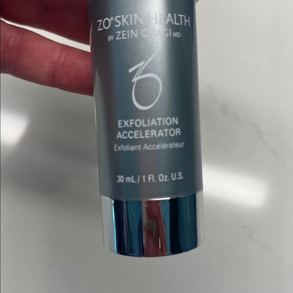 ZO Skincare renew and moisturize - Picture 7 of 10